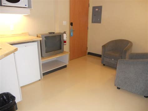 DURHAM COLLEGE SIMCOE VILLAGE RESIDENCE (Oshawa) - Apartment Reviews ...