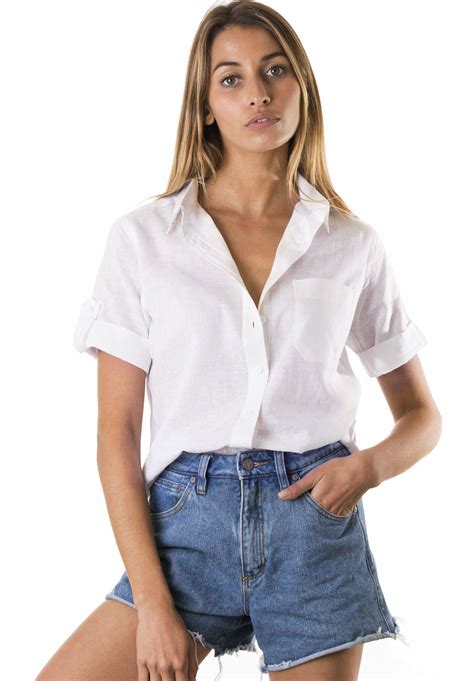 How To Style Women's Camp Shirt at Catherine Reeves blog