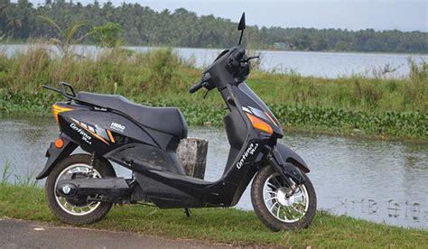 'Unsafe for women': Karnataka govt withdraws electric bike taxi ...