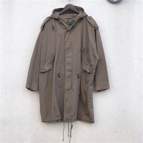 MOES USED&NEW CLOTHING STORE