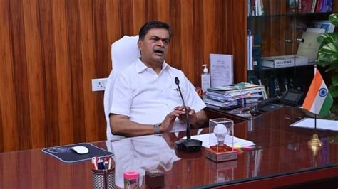 Govt incentivising rooftop solar systems connected to grid: R K Singh