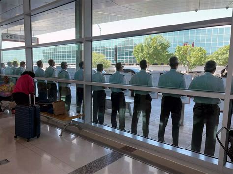 More than 1,300 Southwest pilots protested about pay and conditions ...