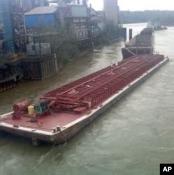 In Fast-Moving World, Slow-Going Barges Ply US Waterways