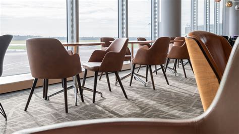 Escape Lounges at Manchester Airport ︎ Book Your Space