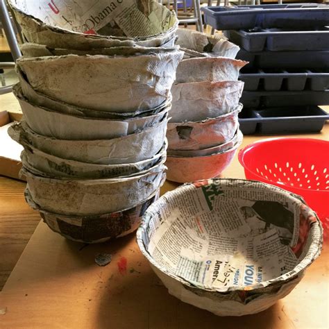 Easy Paper Mache Bowls · Art Projects for Kids