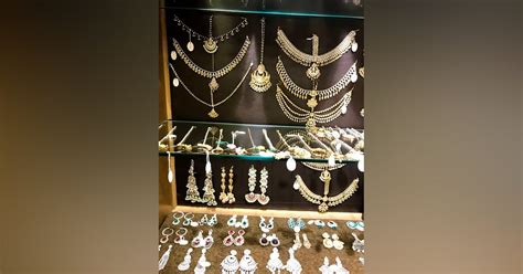 Aayati Jewels, Shahpur Jat For Kundan Jewellery | LBB Delhi