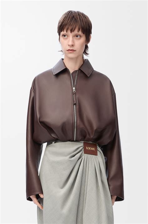 Colección de complementos y ropa de lujo para mujer - LOEWE