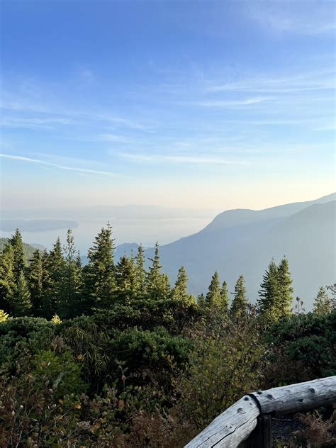 Mount walker viewpoint before the snow : r/pics