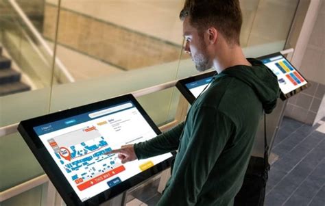 Digital Wayfinding Signage 的图像结果