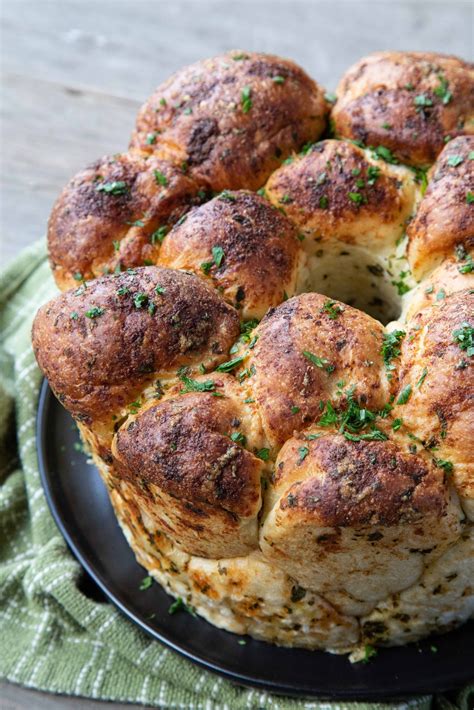 Pull-Apart Garlic Bread | Gift of Hospitality