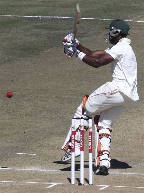 Vusi Sibanda hooks during his maiden Test half-century | ESPNcricinfo.com