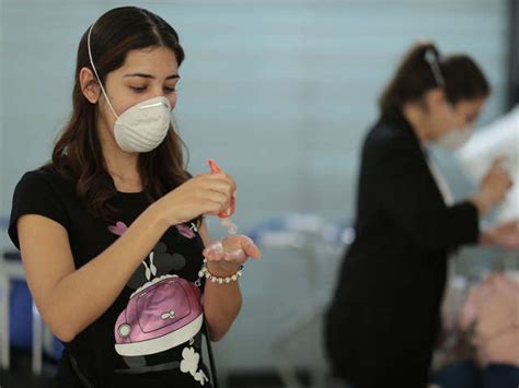 Mexican pharmacies allege used face masks being sold - Used masks ...