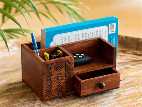ExclusiveLane 'Aztec' Wooden Table Stationery Organiser (Sheesham Wood ...