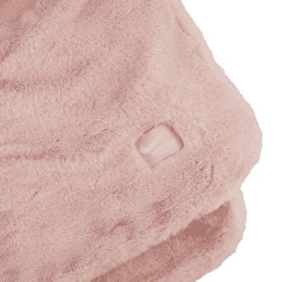 Nike Sportswear Faux Fur Blanket. Nike IN