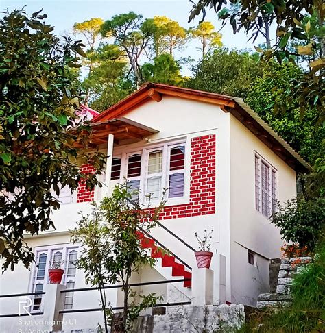 BINSAR JUNGLE HOUSE - Guesthouse Reviews & Photos - Tripadvisor