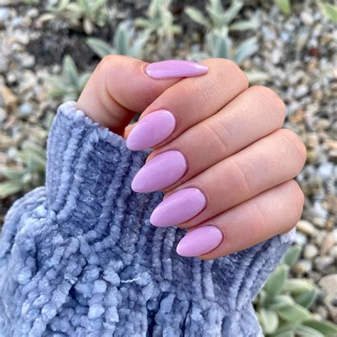 Light Purple Nail Designs