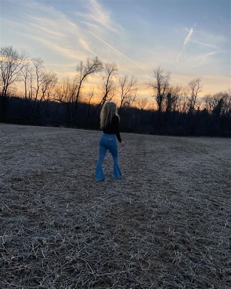 Paige Thomas (@paigemarie2398) • Instagram photos and videos