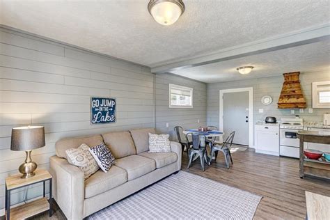 THE COTTAGES AT FAIR HAVEN COVE (Cape Fair) - Cottage Reviews, Photos ...