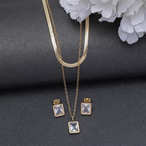 Buy American Diamond Jewellery Online – Calistaindia