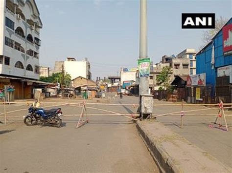 Strict measures to curb movement in Nagpur's Satranjipura, Mominpura