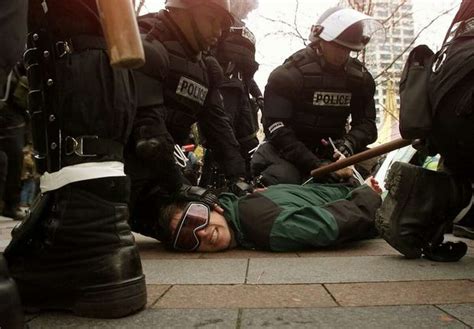 Protest Against WTO 的图像结果