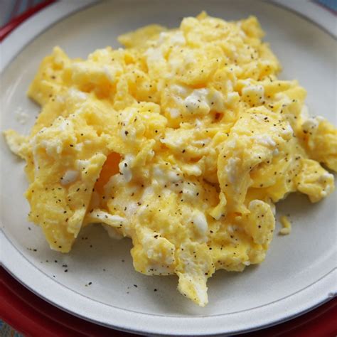 Cottage Cheese Scrambled Eggs - Delightfully Low Carb