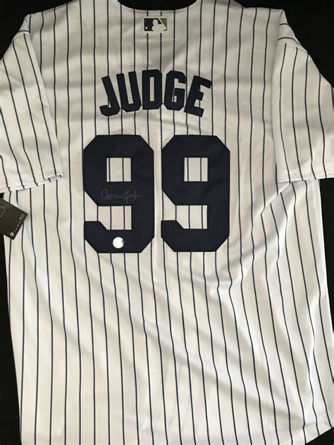 AARON JUDGE SIGNED NEW YORK YANKEES BASEBALL JERSEY (KB AUTHENTICS COA)