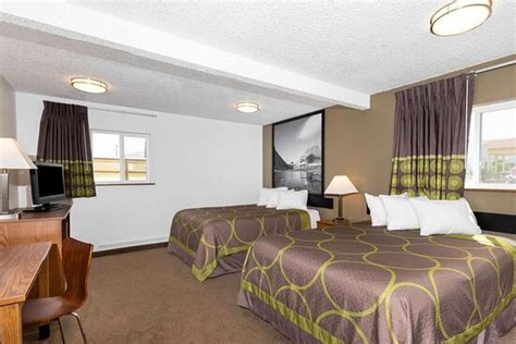 SUPER 8 BY WYNDHAM MISSOULA/BROOKS STREET - Motel Reviews, Photos, Rate ...