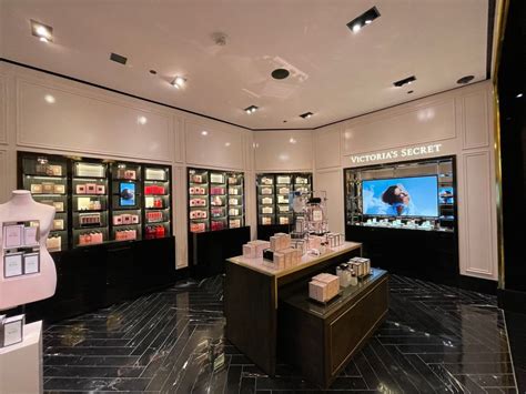 Victoria's Secret Office Photos