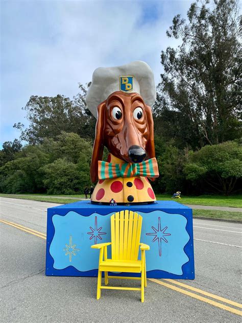 Why giant Doggie Diner heads are popping up in Golden Gate Park