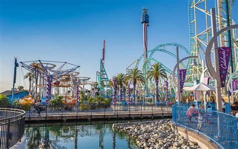 Knott's Berry Farm - Boardwalk & HangTime Webcam Live - Buena Park ...