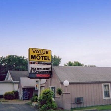 VALUE INN SANDUSKY (Ohio) - Motel Reviews, Photos, Rate Comparison ...
