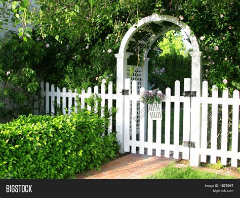 Garden Gate Picket Image & Photo (Free Trial) | Bigstock