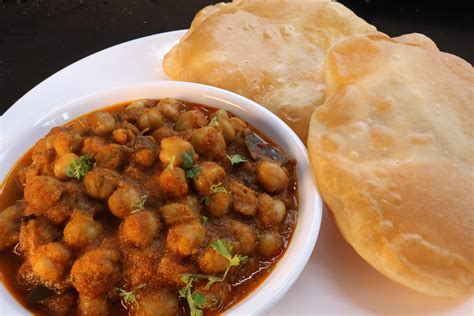 Make Chole Bhature