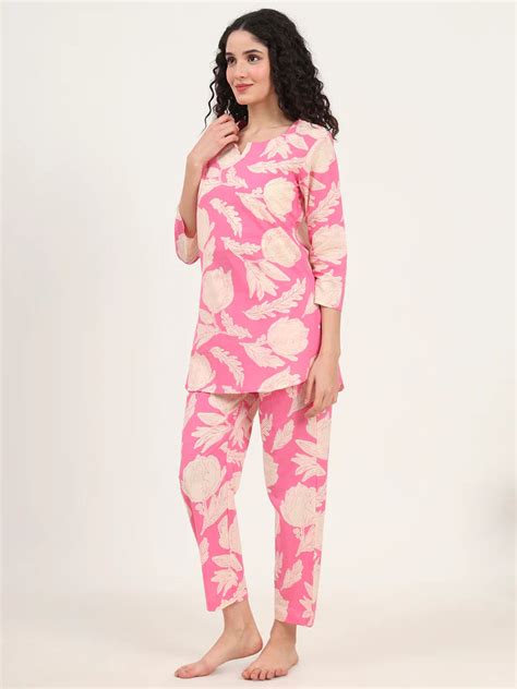 Divena Round & Collared Neck Cotton Night Suits with Payjama – Shiny Select