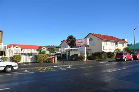 FOUNTAIN COURT MOTOR INN MOTEL (Napier) - Motel Reviews, Photos, Rate ...