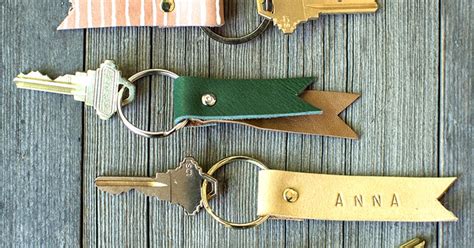 Leather Photo Key Chain Tutorial 的图像结果