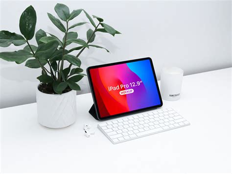 Free iPad Pro 12.9 Inches Mockup PSD - Good Mockups