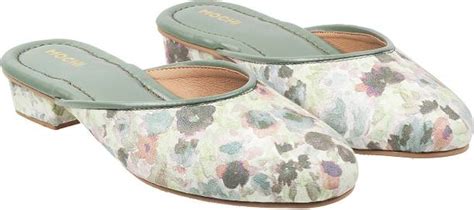 Mochi Footwear - Buy Mochi Shoes Online at Best Prices in India ...
