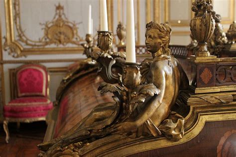 Louis XV's roll-top secretary: One of the most luxurious creations of ...