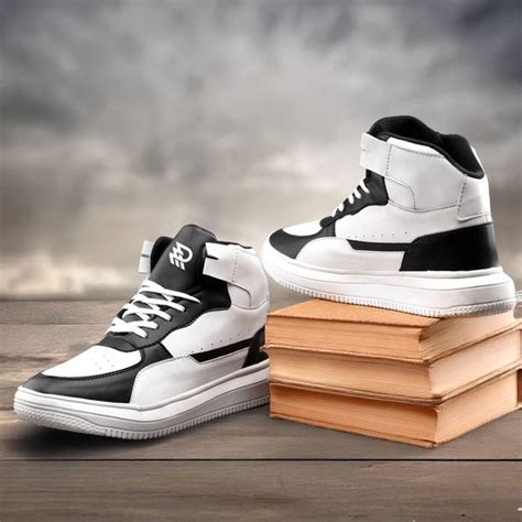 Black Sneakers - Buy Black Sneakers online at Best Prices in India ...