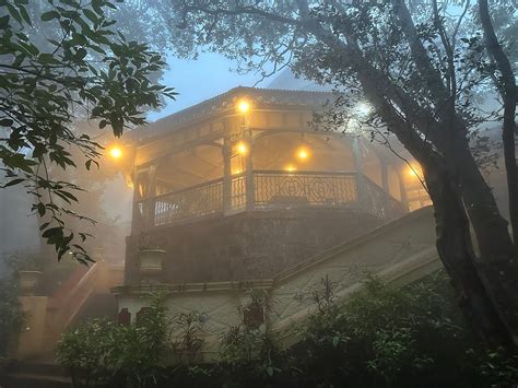 DUNE BARR HOUSE - VERANDAH IN THE FOREST (Matheran, Maharashtra ...