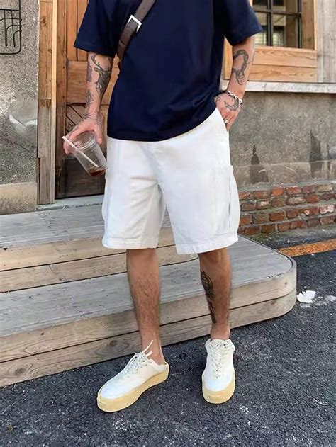 Manfinity Hypemode Men's Solid Color Shorts With Big Pockets | Mens ...