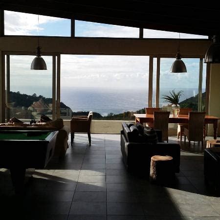 SURFARI ACCOMMODATION AND VENUE (Victoria Bay) - Hostel Reviews, Photos ...