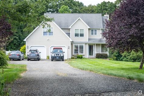 Voluntown, CT City Guide | About Living in Voluntown - Homes.com