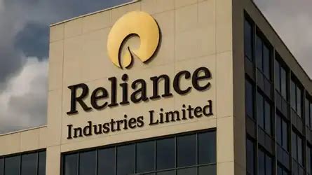 RIL Share Price Highlights: RIL Stock Price History - The Economic Times