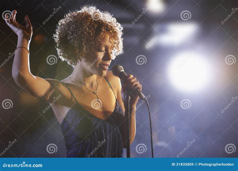 Best Modern Jazz Singers Female at Nelida Huddleston blog