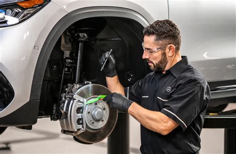 Mercedes Service & Maintenance | Mercedes-Benz USA