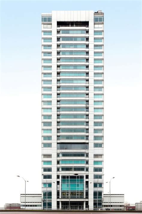 Large Office Building 的图像结果