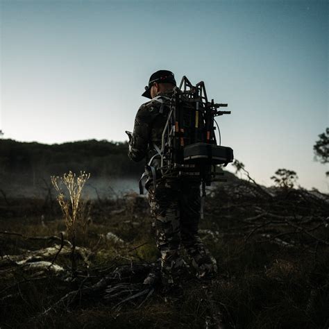 How to Hang a Xop Tree Stand 的图像结果